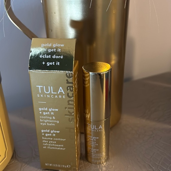 Tula Gold Glow Radiance Eye cooling balm - Picture 7 of 13